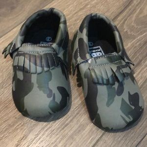 Camo moccasin